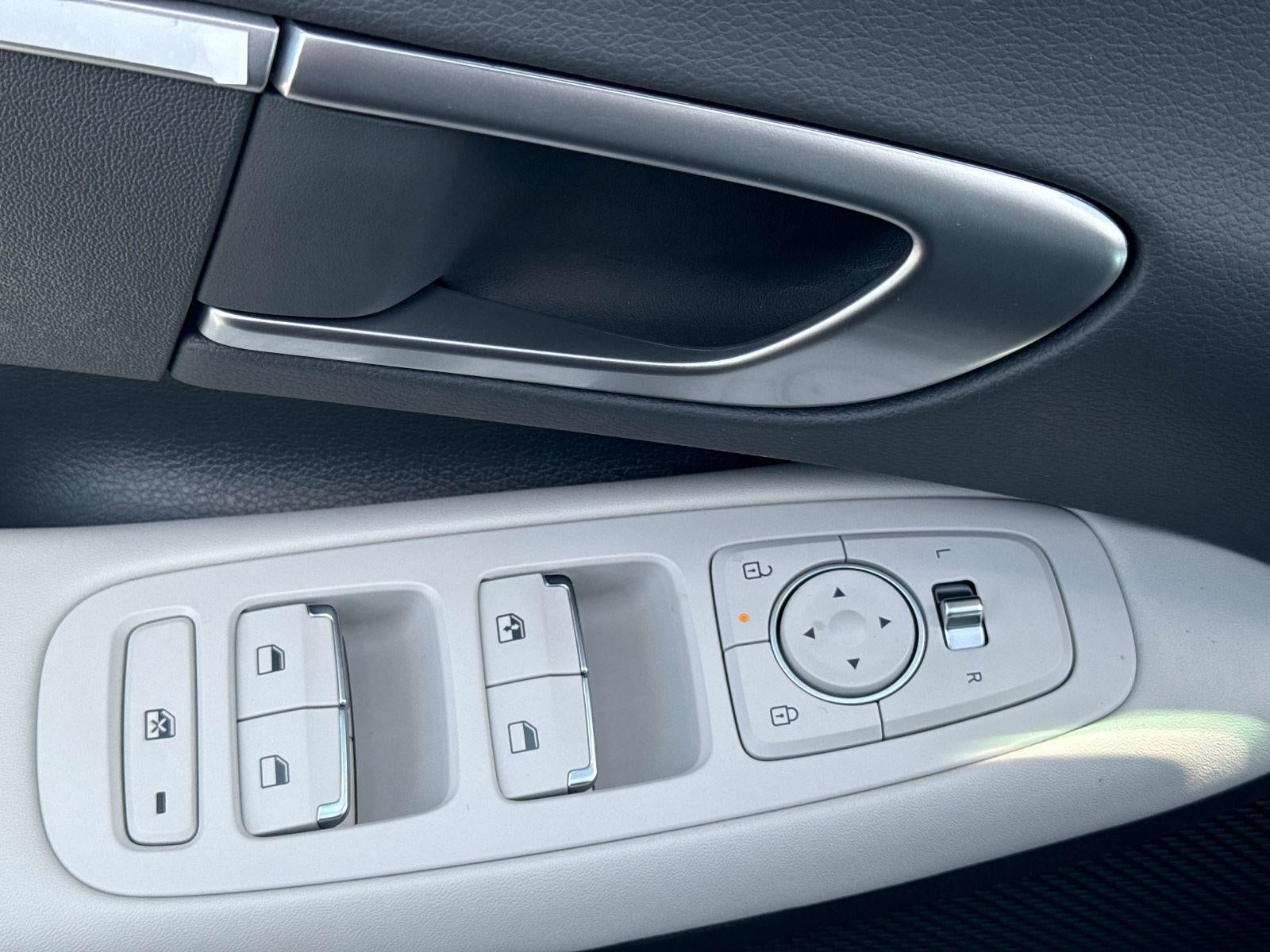 2026 Hyundai SONATA SE