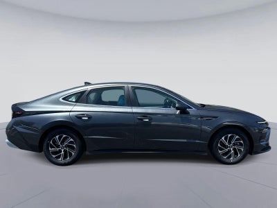 2026 Hyundai SONATA HYBRID Blue