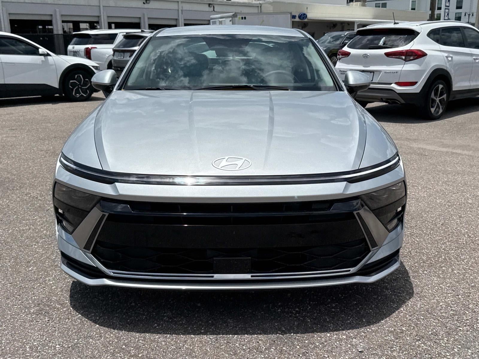 2025 Hyundai SONATA HYBRID SEL