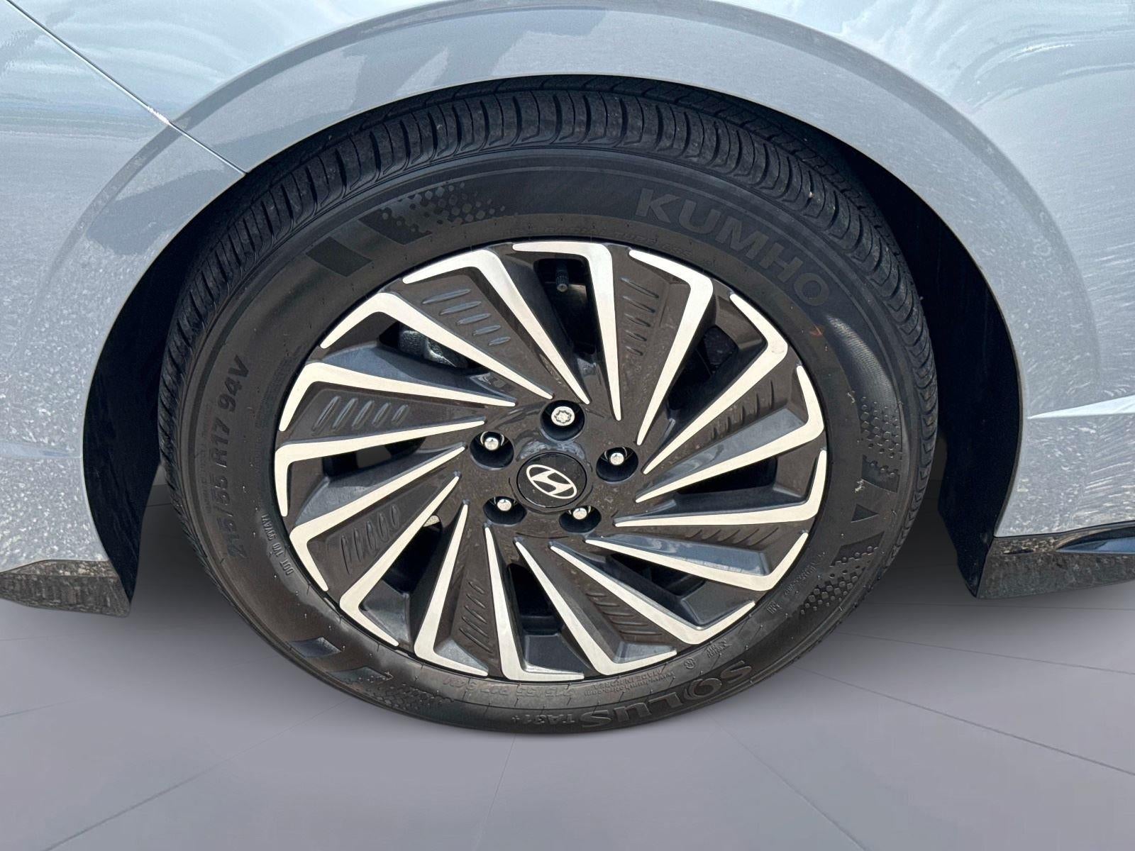 2025 Hyundai SONATA HYBRID SEL