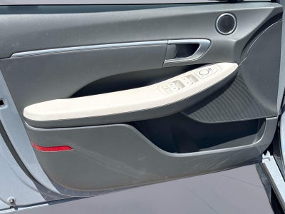 2025 Hyundai SONATA HYBRID SEL