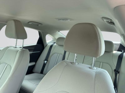 2025 Hyundai SONATA HYBRID SEL