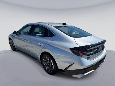 2025 Hyundai SONATA HYBRID SEL