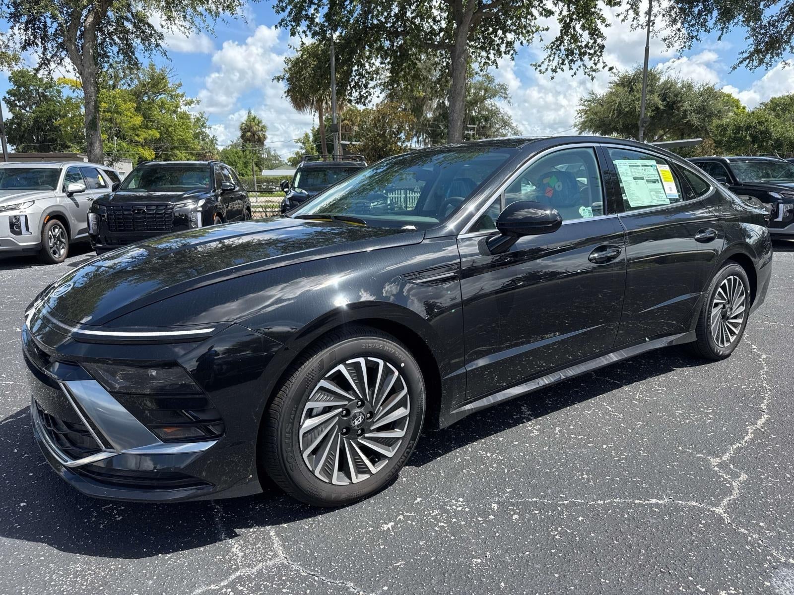 2025 Hyundai SONATA HYBRID SEL