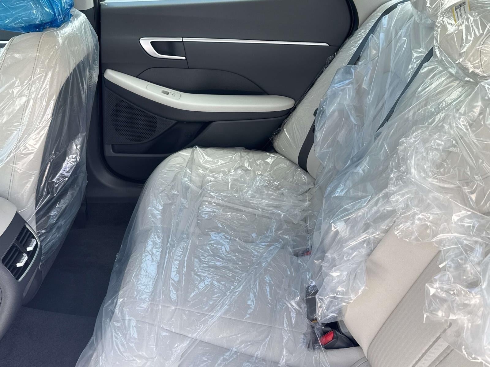 2025 Hyundai SONATA HYBRID SEL