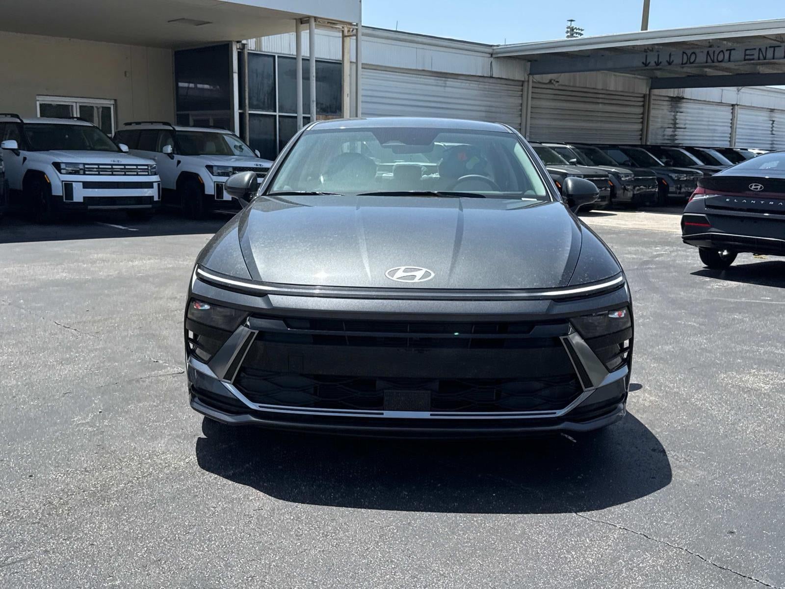 2025 Hyundai SONATA HYBRID SEL