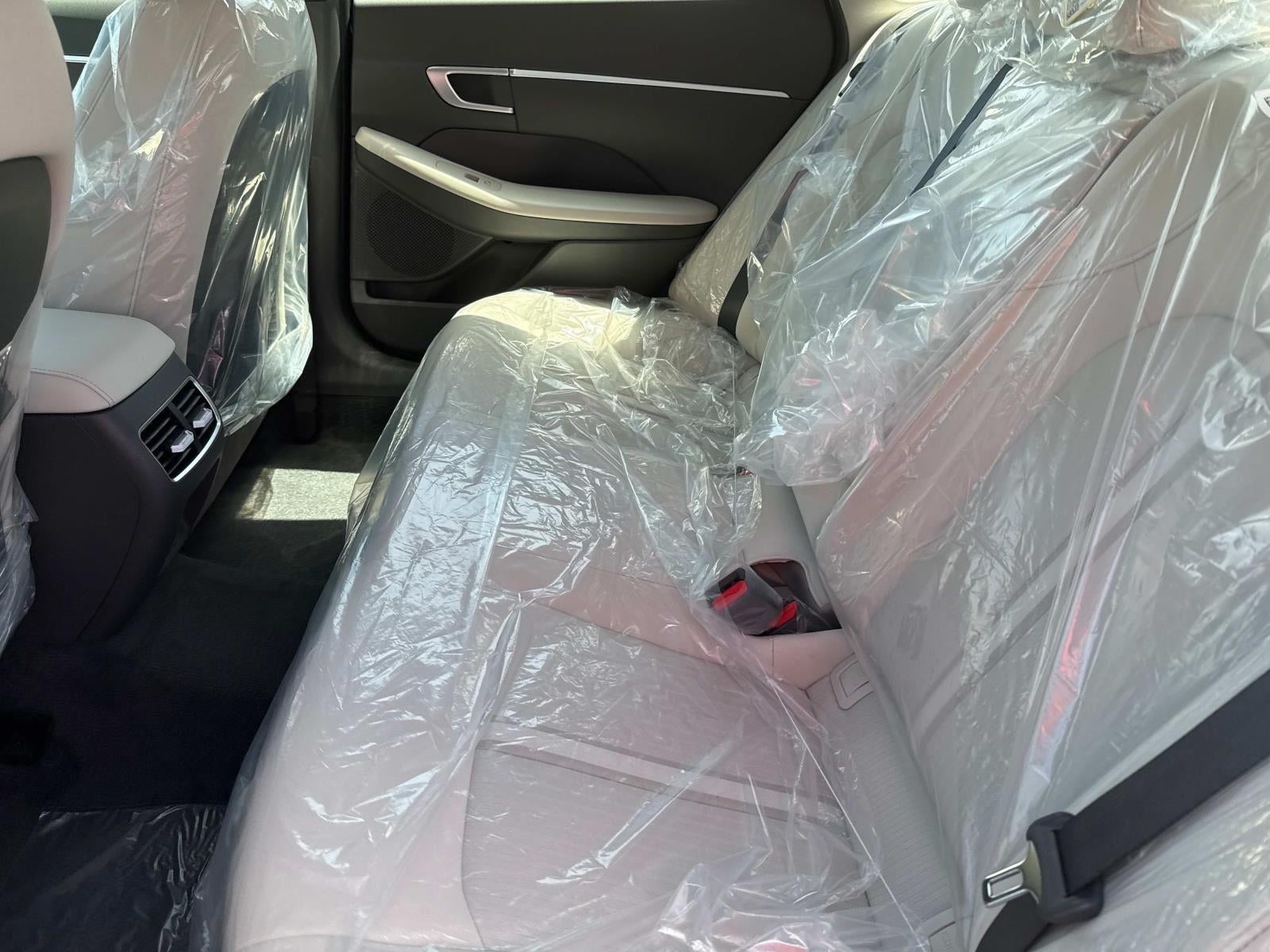 2025 Hyundai SONATA HYBRID SEL