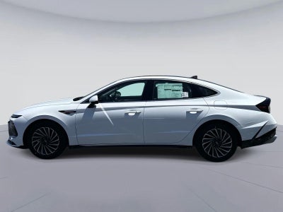2026 Hyundai SONATA HYBRID SEL