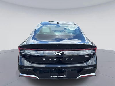 2025 Hyundai SONATA HYBRID SEL