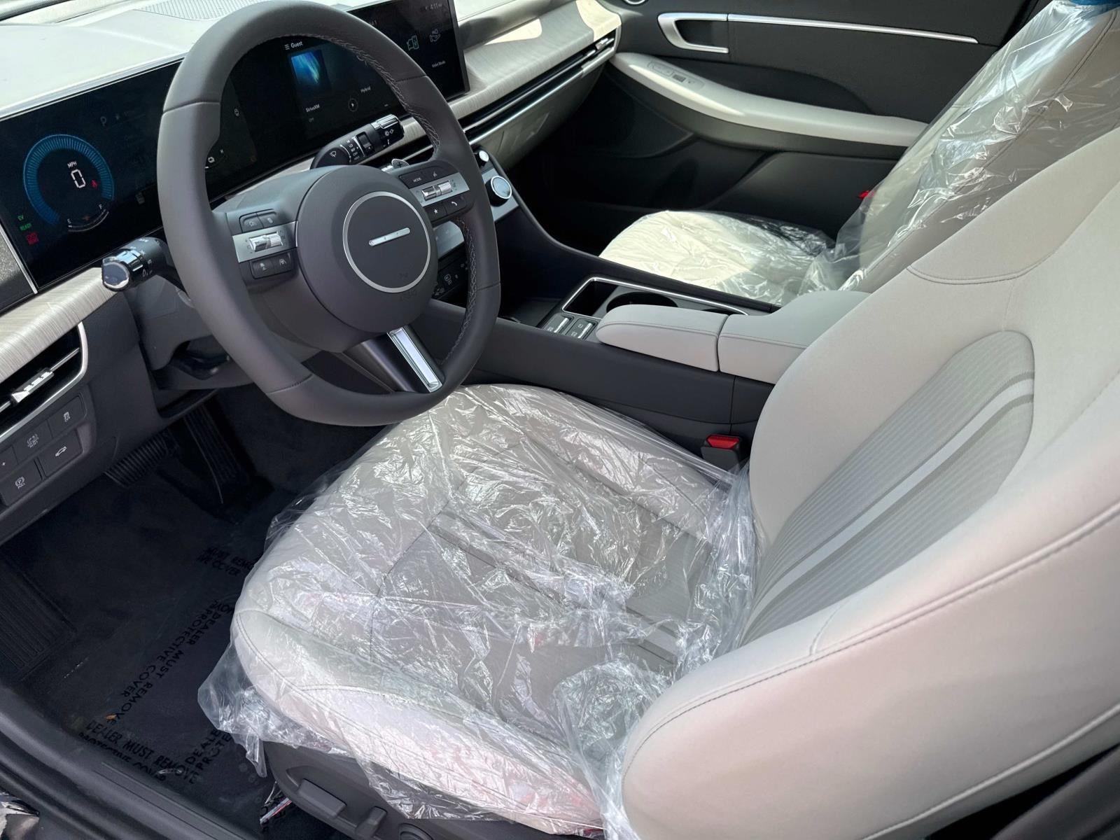 2025 Hyundai SONATA HYBRID SEL