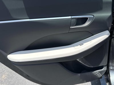2025 Hyundai SONATA HYBRID SEL