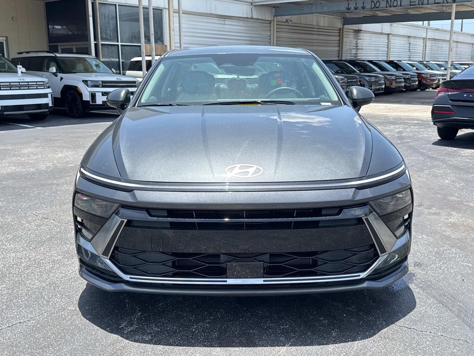 2025 Hyundai SONATA HYBRID SEL