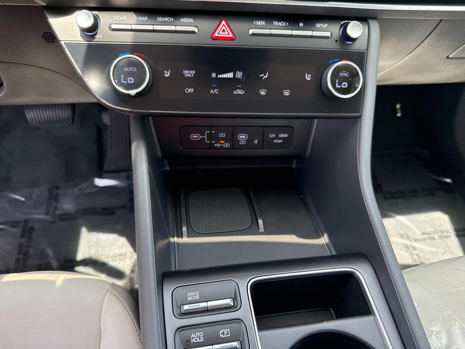 2025 Hyundai SONATA HYBRID SEL