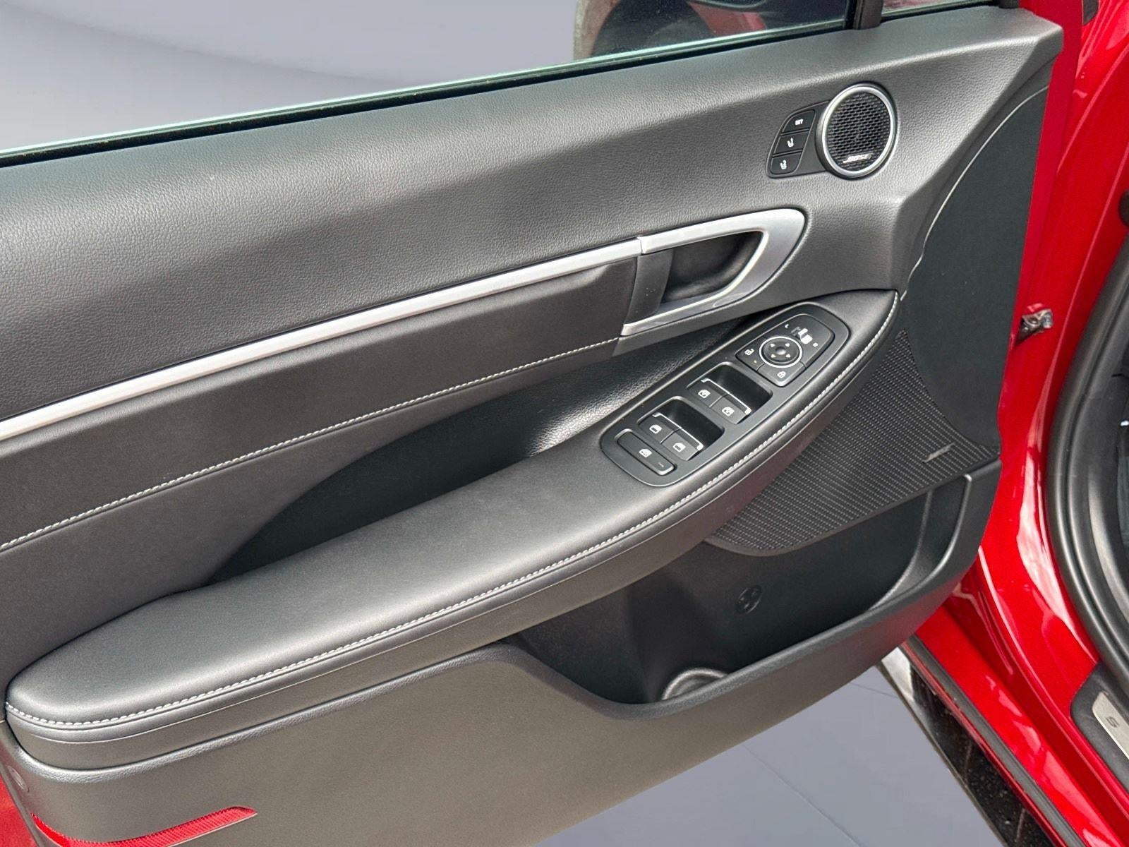 2024 Hyundai SONATA HYBRID Limited