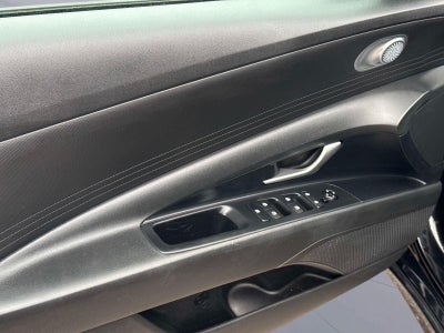 2022 Hyundai ELANTRA SE