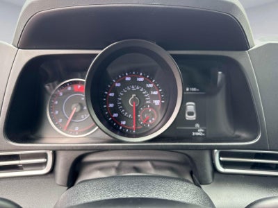 2022 Hyundai ELANTRA SE