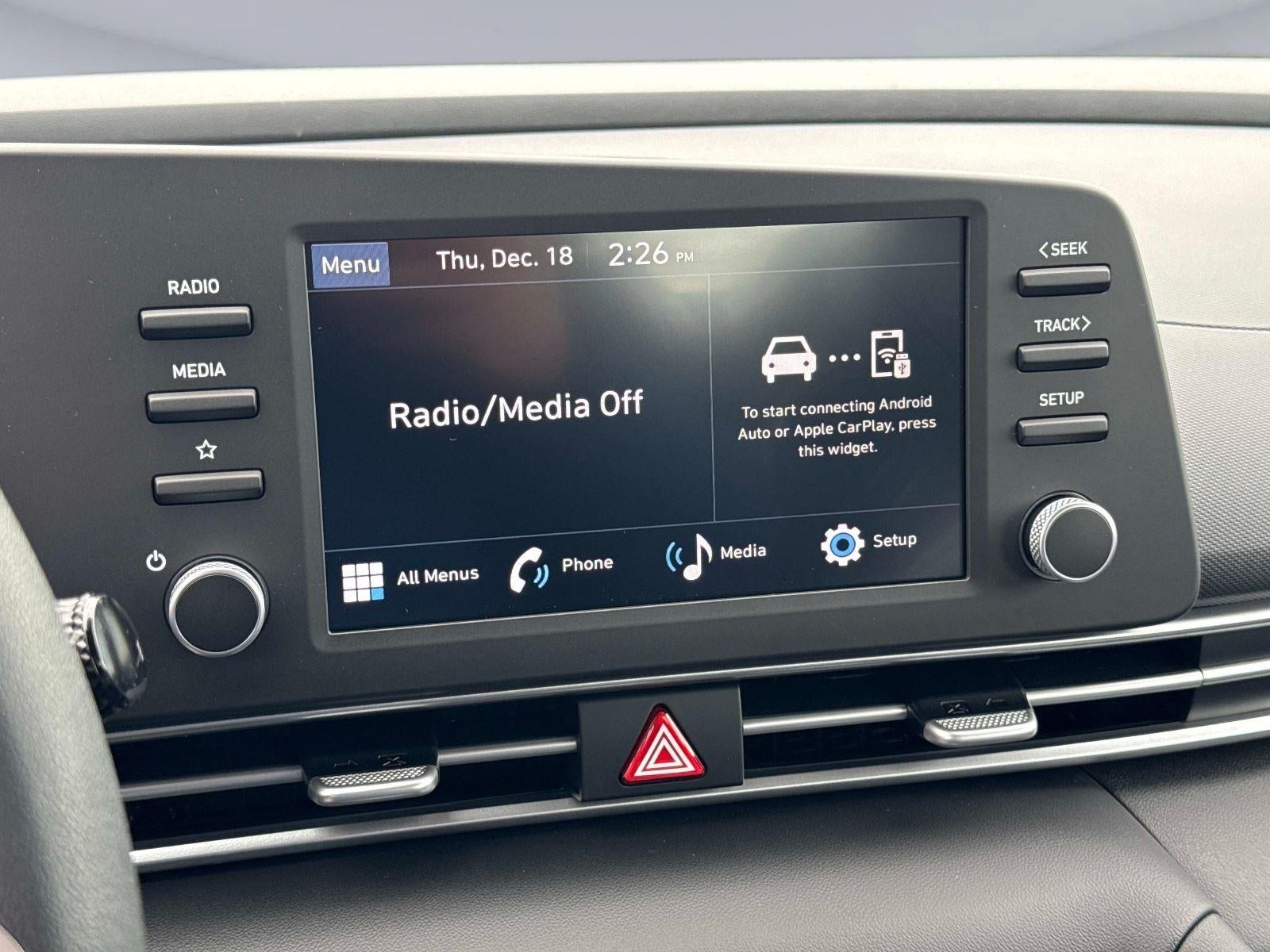 2026 Hyundai ELANTRA SE