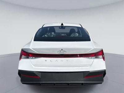 2026 Hyundai ELANTRA SE SE