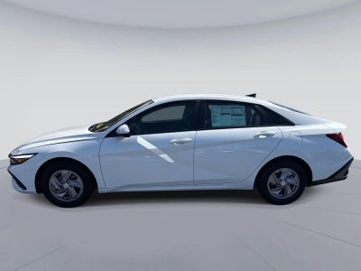 2026 Hyundai ELANTRA SE SE