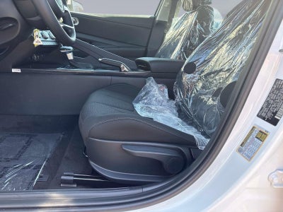 2026 Hyundai ELANTRA SE SE