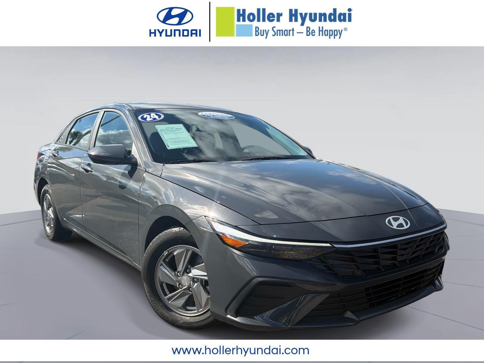 2024 Hyundai ELANTRA SE