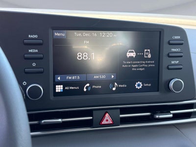 2026 Hyundai ELANTRA SE