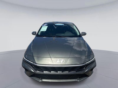2026 Hyundai ELANTRA SE