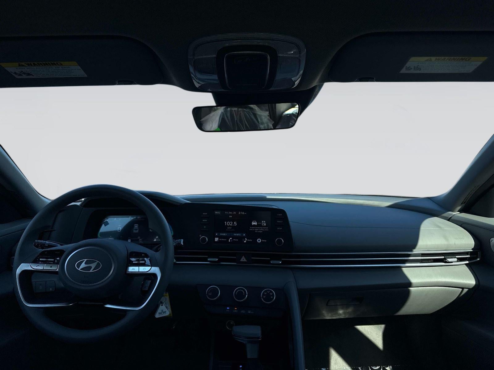 2026 Hyundai ELANTRA SE