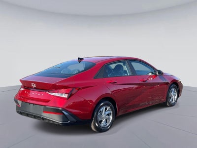 2026 Hyundai ELANTRA SE