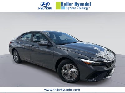 2026 Hyundai ELANTRA SE SE