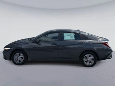 2026 Hyundai ELANTRA SE SE