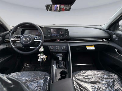 2026 Hyundai ELANTRA SE SE