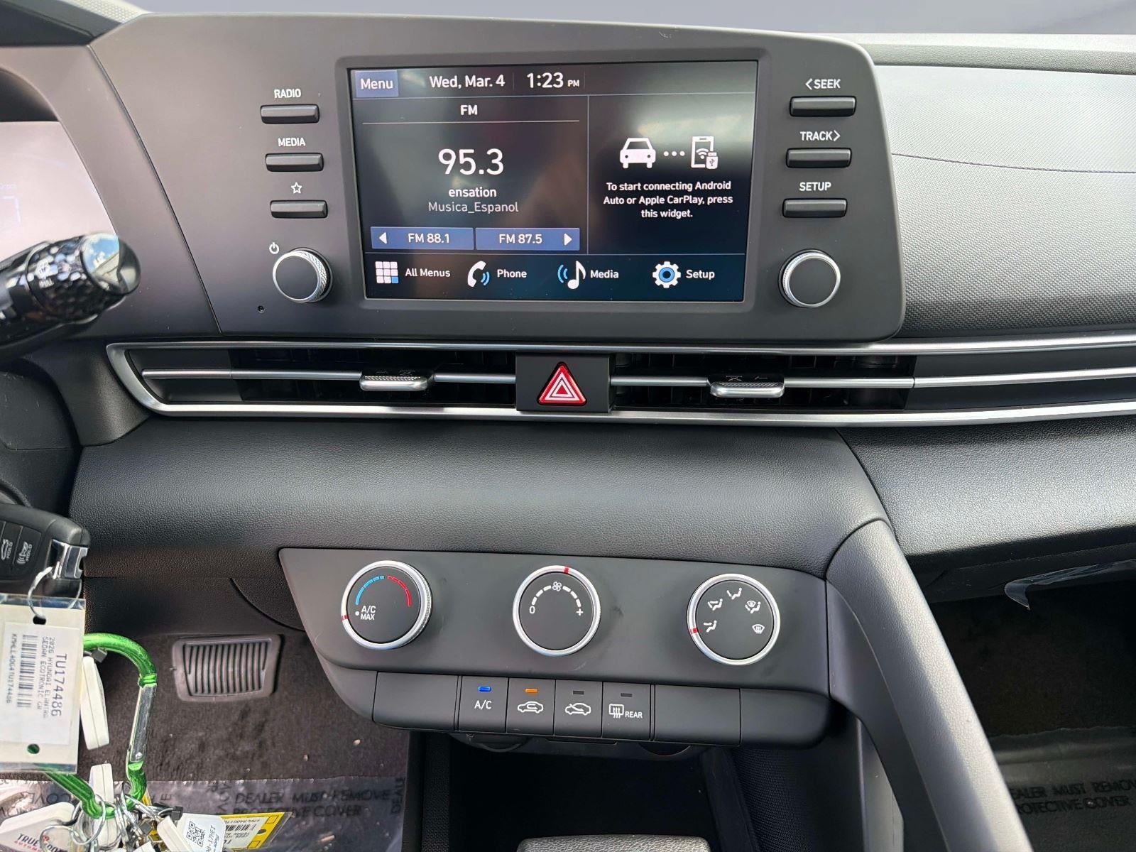 2026 Hyundai ELANTRA SE SE