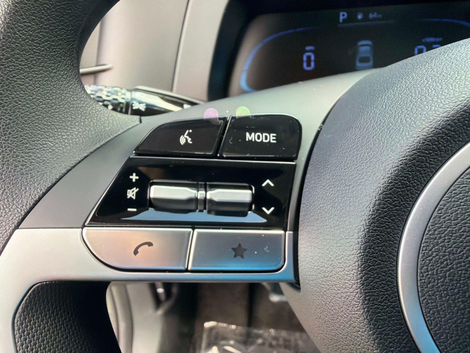 2026 Hyundai ELANTRA SE SE