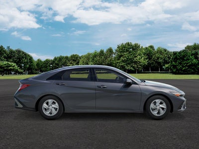 2026 Hyundai ELANTRA SE SE