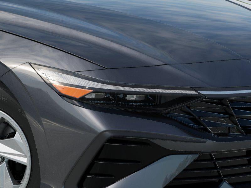 2026 Hyundai ELANTRA SE SE