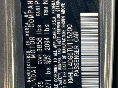 2026 Hyundai ELANTRA SE