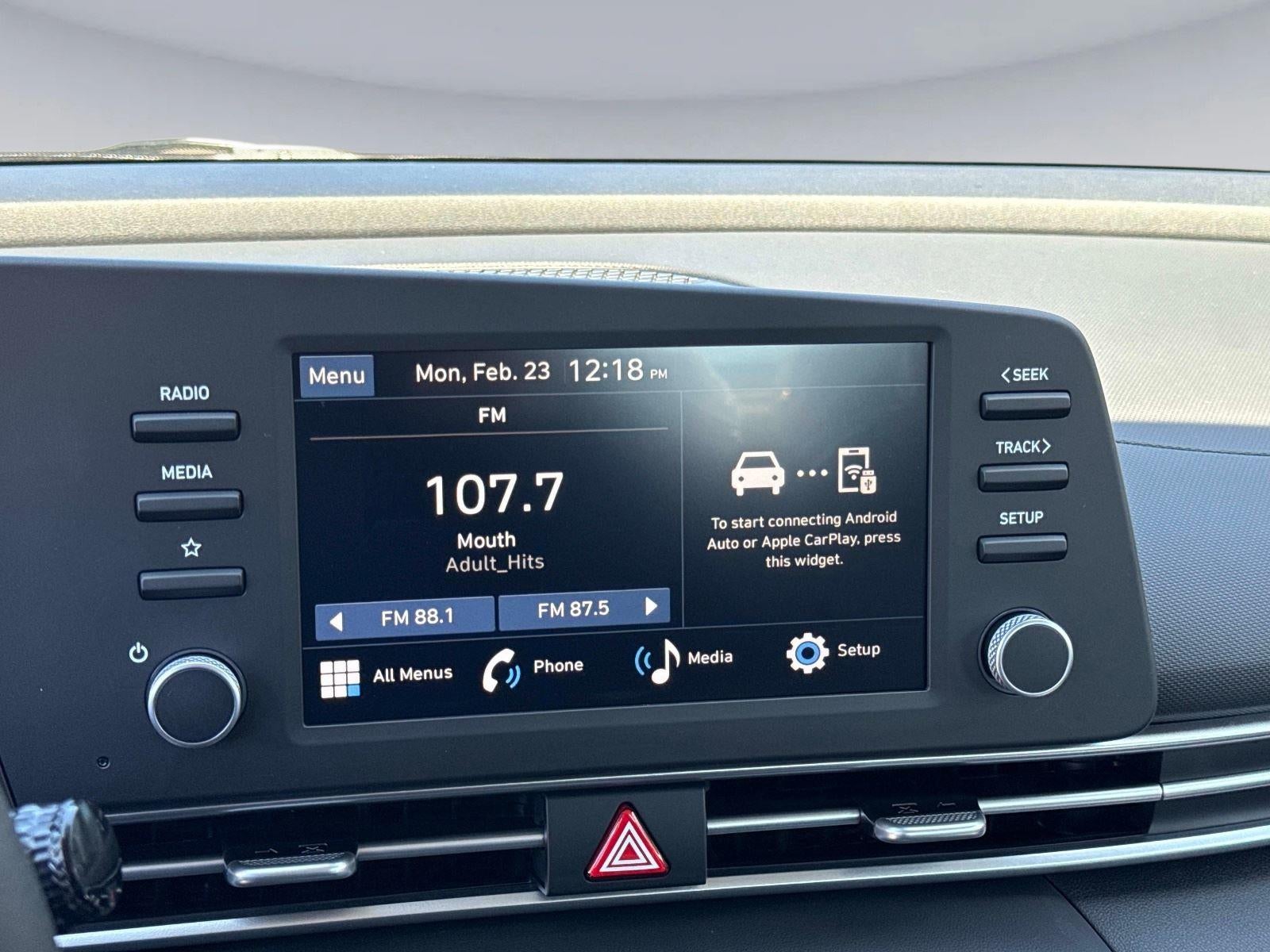 2026 Hyundai ELANTRA SE