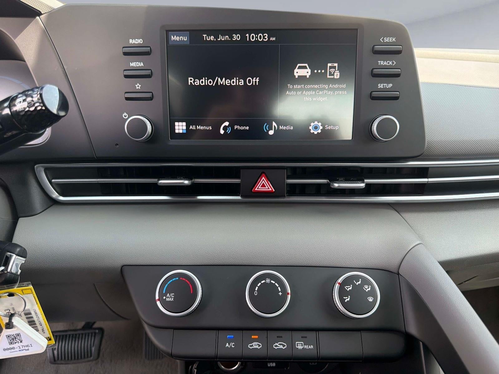 2026 Hyundai ELANTRA SE