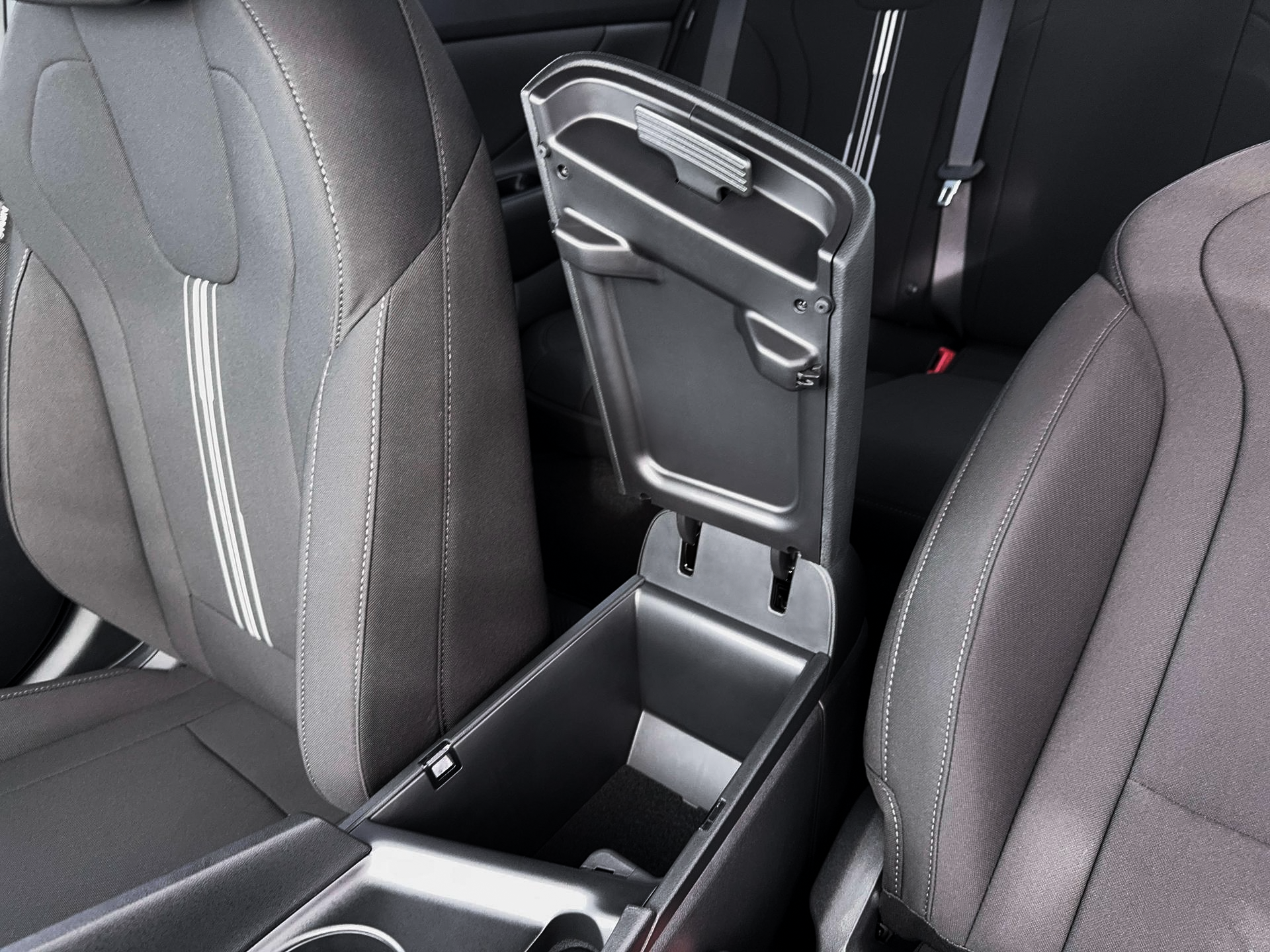 2026 Hyundai ELANTRA SEL SPO SEL Sport