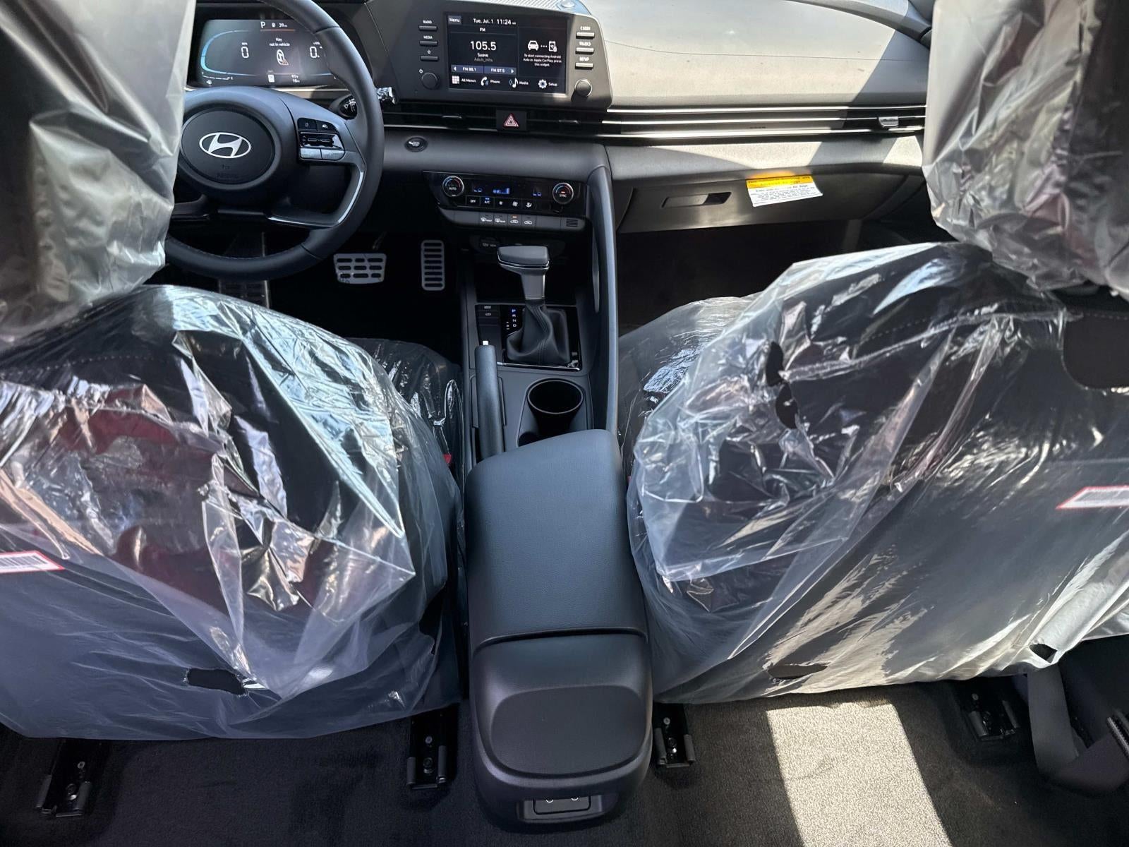 2025 Hyundai ELANTRA SEL Sport