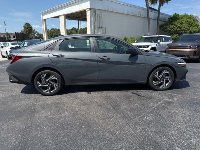 2025 Hyundai ELANTRA SEL Sport