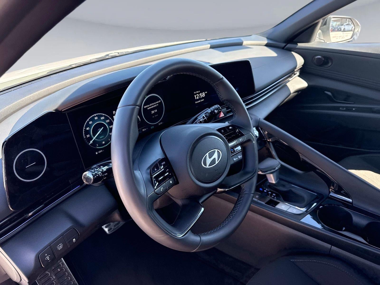 2025 Hyundai ELANTRA HYBRID SEL Sport