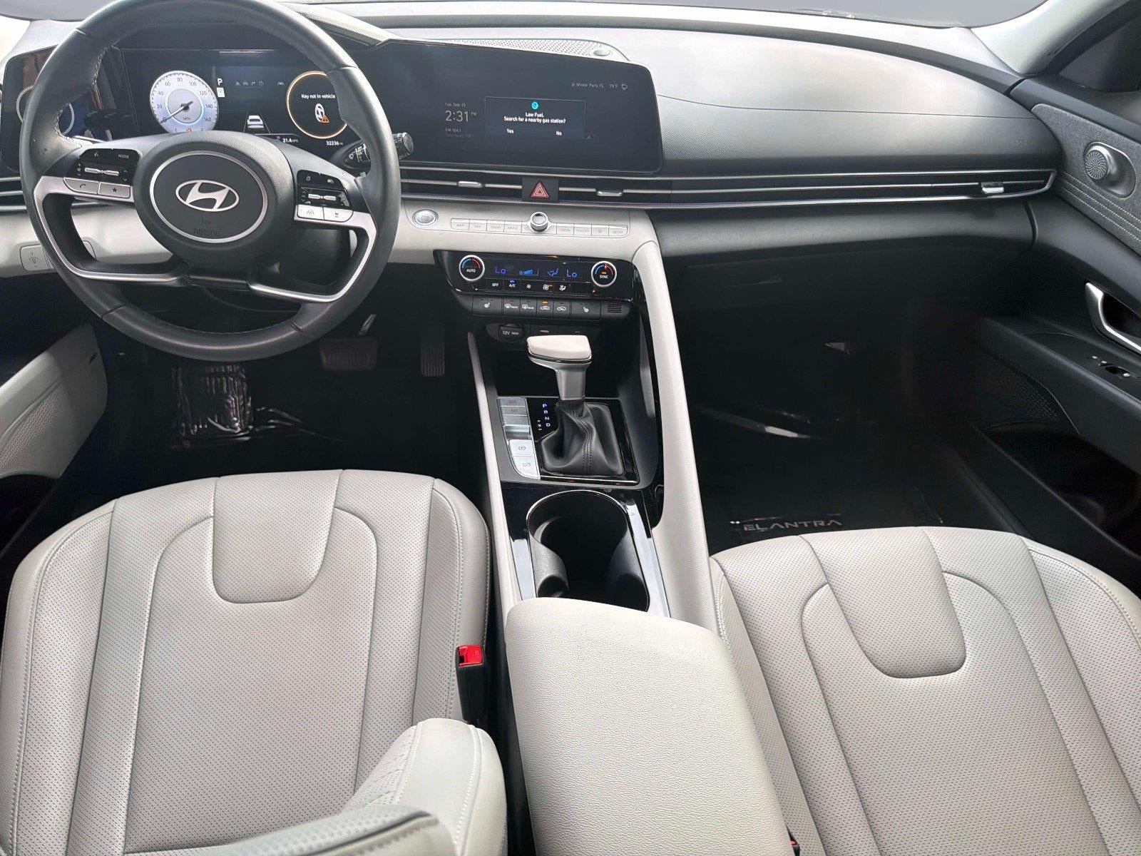 2025 Hyundai ELANTRA Limited