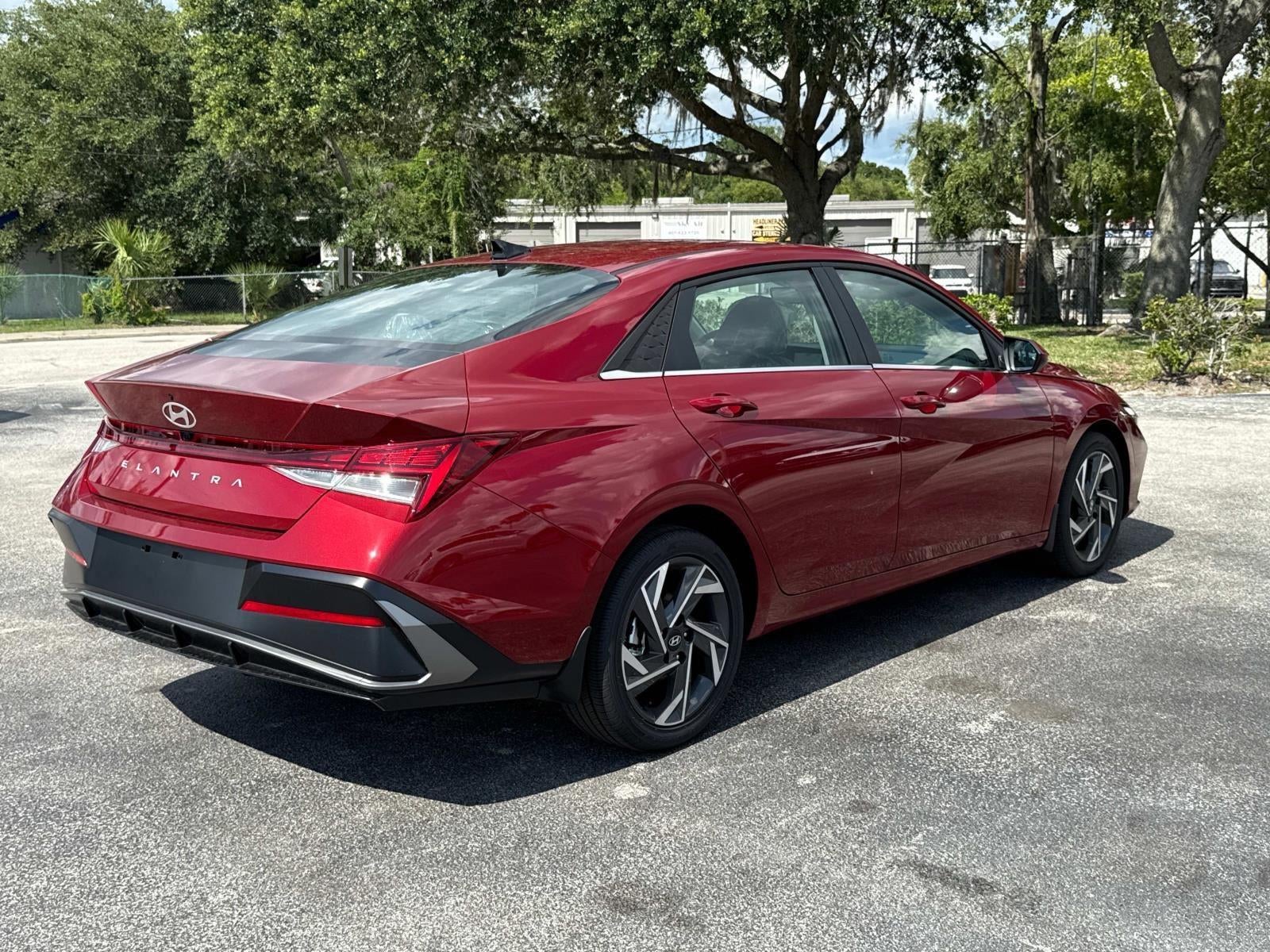 2025 Hyundai ELANTRA SEL Convenience