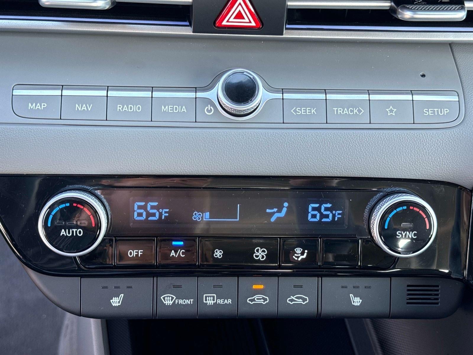 2025 Hyundai ELANTRA SEL Convenience