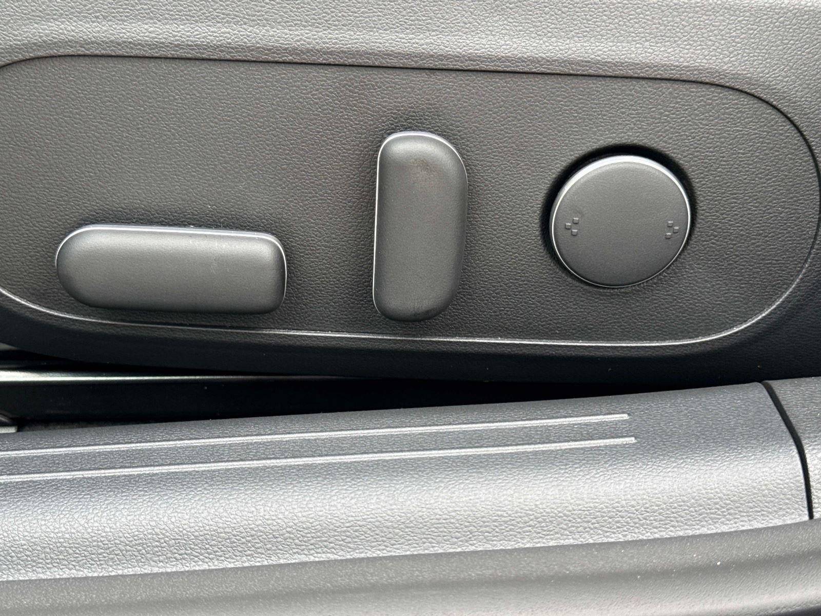 2025 Hyundai IONIQ 6 SE