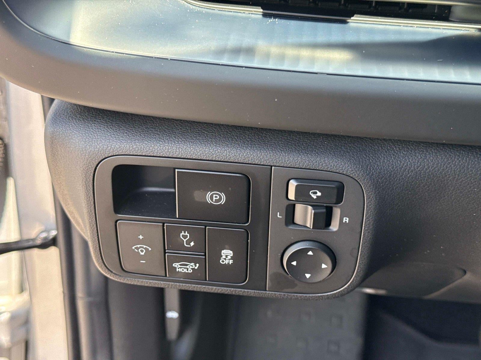 2025 Hyundai IONIQ 6 Limited