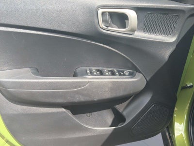 2022 Hyundai VENUE SE