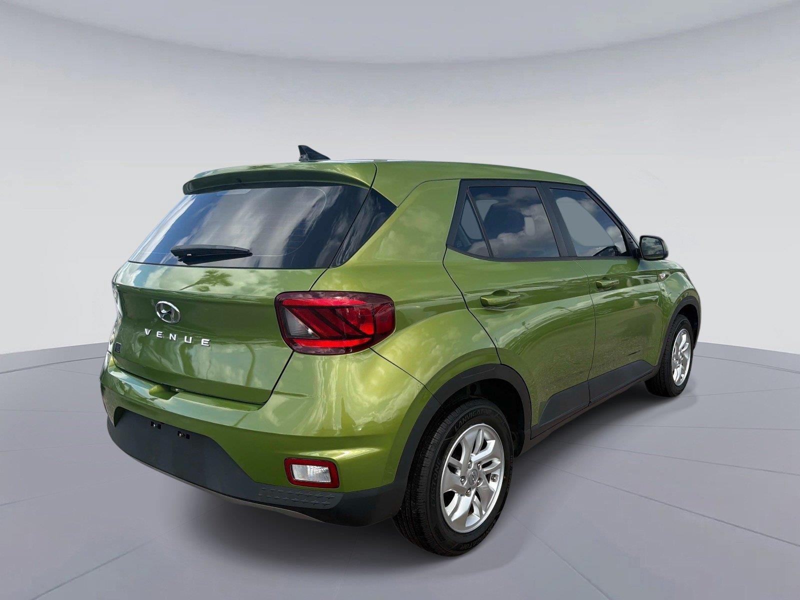 2022 Hyundai VENUE SE